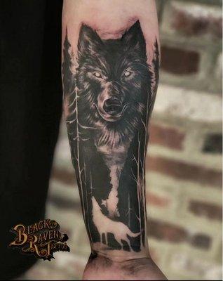 Lone wolf by Kayo.
Text us to inquire 310-961-0454