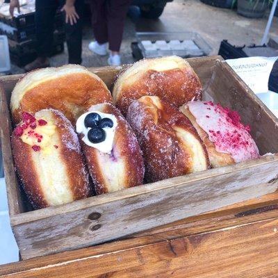 Donut arrangement