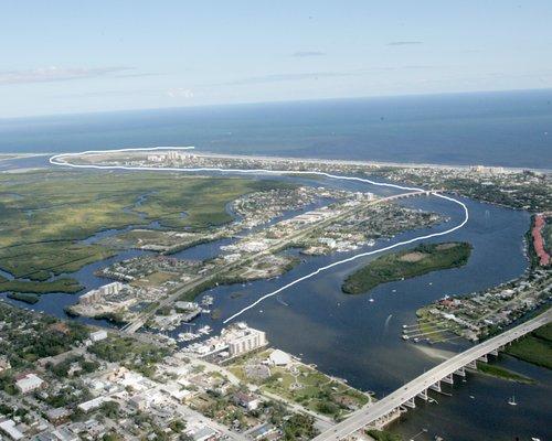 Just a short run from Ponce Inlet and the Atlantic Ocean.