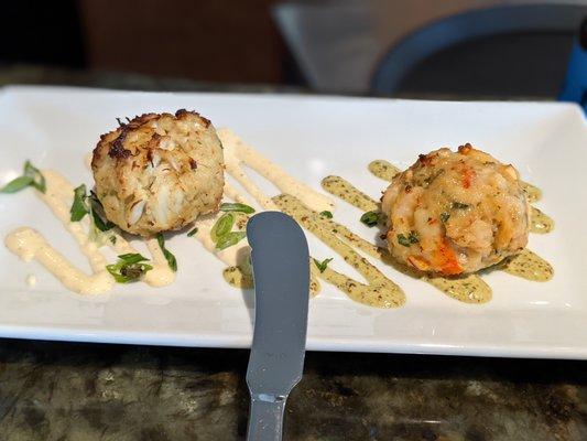 Lobster shrimp cake & Maryland jumbo lump crab cake with remoulade and lemon garlic aioli