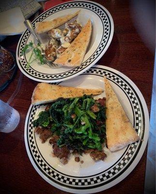 Chicken wings, broccoli rabe  Chicken wings, and broccoli rabe with sausage