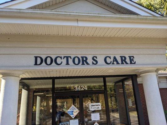 Doctors Care - Charleston West