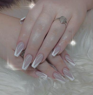 Peak French tip full set