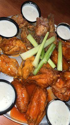 Traditional wings!!