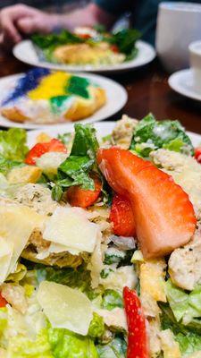 Caesar salad with starwberries