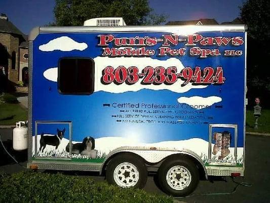 Purrs and Paws Mobile Pet Parlor