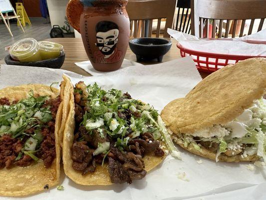 Gordita with a few tacos