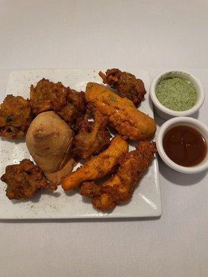 Sampler pakoras