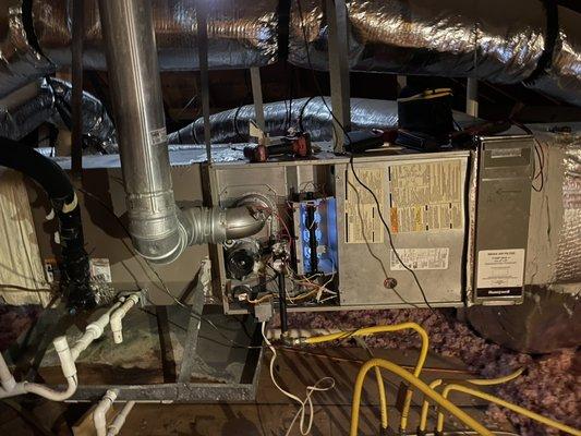 Carrier Gas Furnace