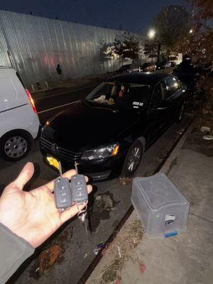 2013 Volkswagen Passat Lost key replacement in Queens #carkeys #lostkeyreplacement #autolocksmith