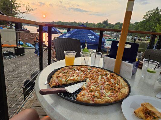 Crab Rangoon Pizza, Broken Heels IPA, a sunset and great live music.  Tough to beat.