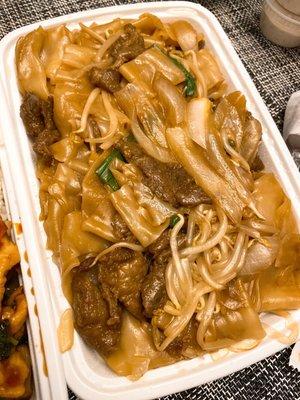 Beef chow fun