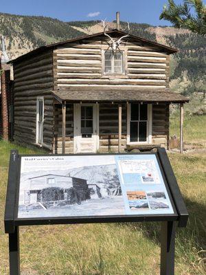 Mail carriers cabin