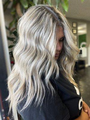 Blonde by nayeli