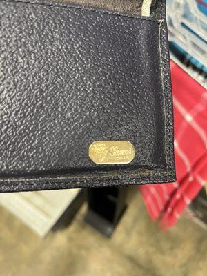 Authentic seal of Gucci wallet