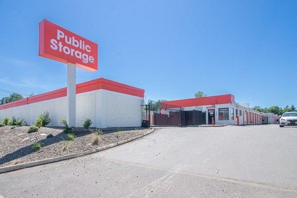 Public Storage