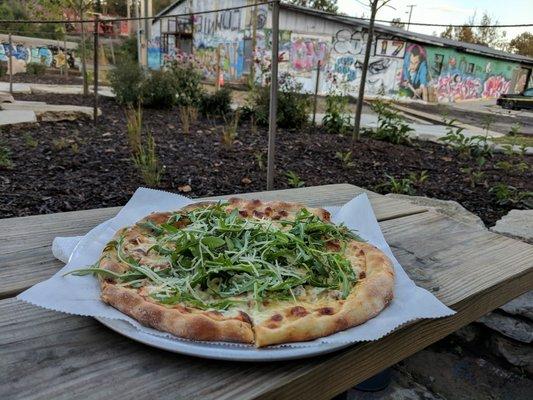 Pumpkin cream, sausage and arugula. DELICIOUS