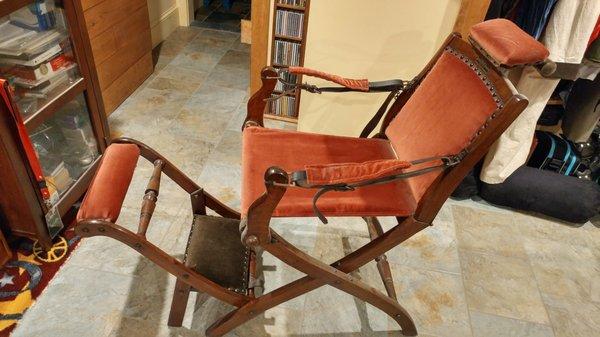 Early 1900's portable hotel barber chair.