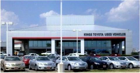 Kings Toyota Used Car Building