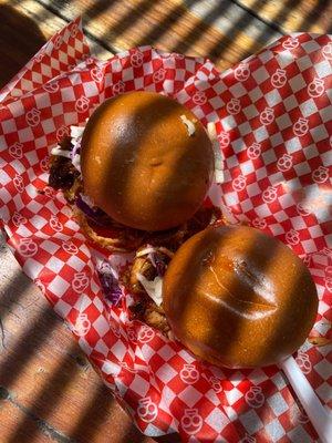 2 Pulled Pork Sliders