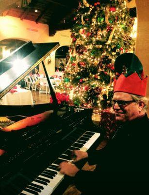 rickolsonmusic@gmail.com performing on piano at Virginia Country Club 12/18/2016 for Holiday Event (310)678-3802