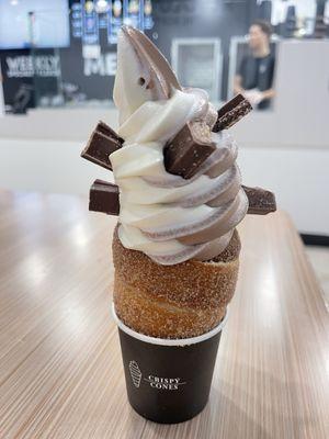 Swirl soft serve with Kit Kat