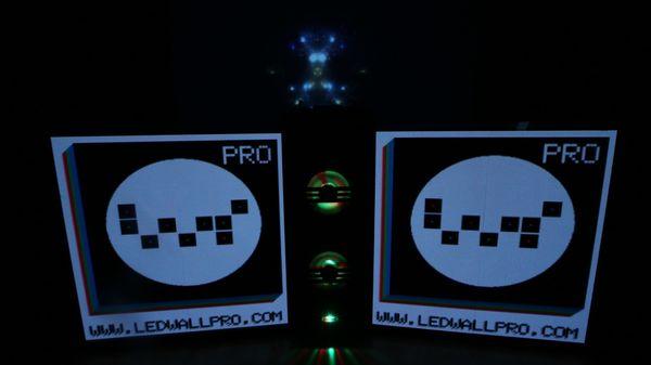 LED WALL PRO Screen split Logo