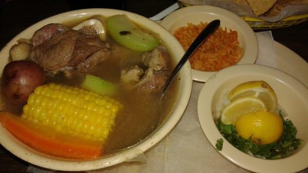 Caldo de res