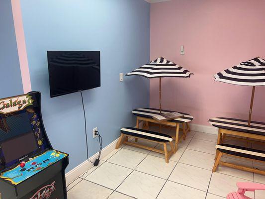 New Location inside view - Kids quatres with FREE Video Games, Atari console, Cartoons and many more