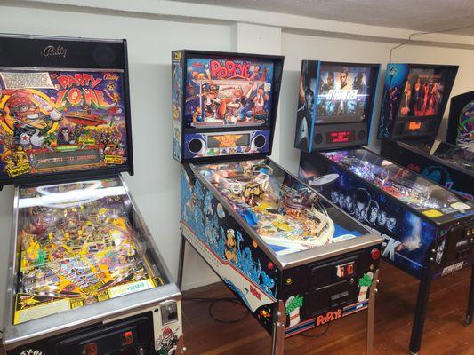 Current pinball machines to play!