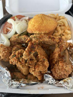 Fried chicken Macaroni N' Cheese Green Beans with Turkey tomatoes & onion and muffin