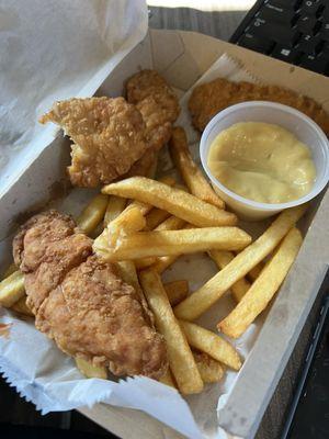 Chicken fingers and fries