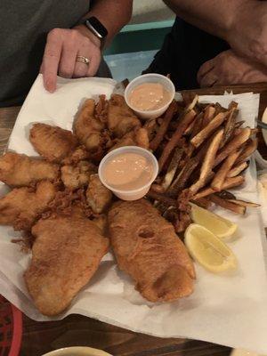 This was a sampler of shrimp, oysters and fish!!