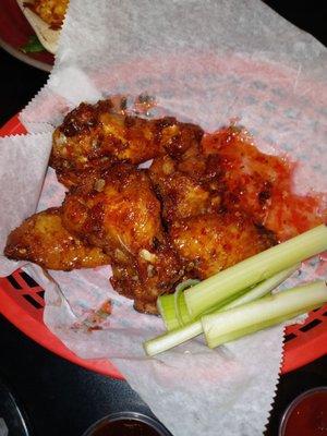 Jumbo wings with Chili Thai sauce