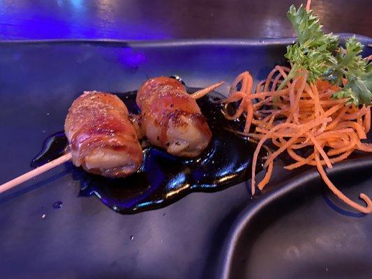 Scallop bacon maki w/ teriyaki sauce