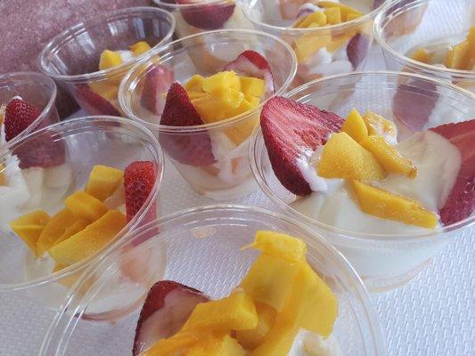 Fresh fruit parfaits