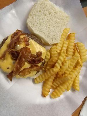 bacon cheeseburger