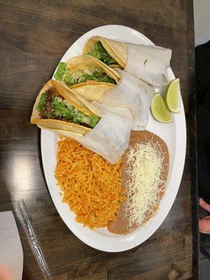 Taco plate with regular tacos