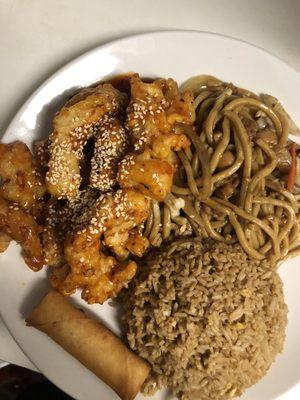 Sesame chicken with chow mein