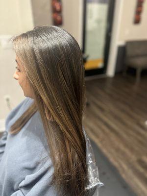 Transformation from black to balayage