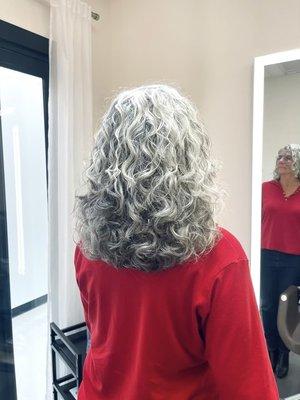 Curly Haircut by Douglas