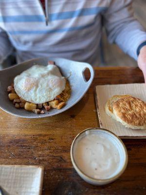 Cowboy's Skillet with pancakes