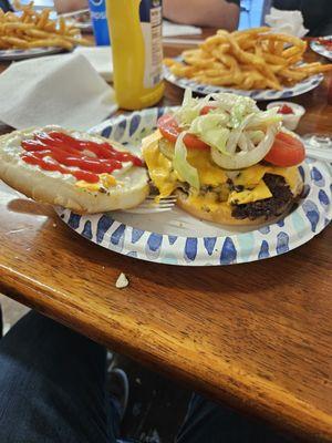 Cheeseburger, huge! Very good