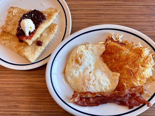 Crepe Combo (with Swedish Pancakes, over-medium eggs, bacon and crispy hash-browns)