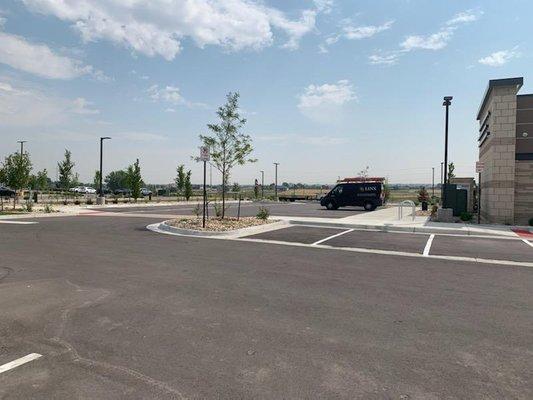 Exterior image of the Grant Service Center parking lot, Ent Credit Union in Thornton, CO