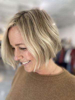 Full highlight textured bob artist: Tricia Evitts