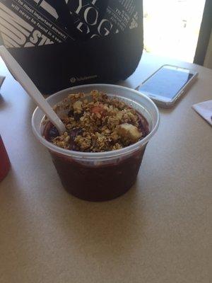 Acai bowl