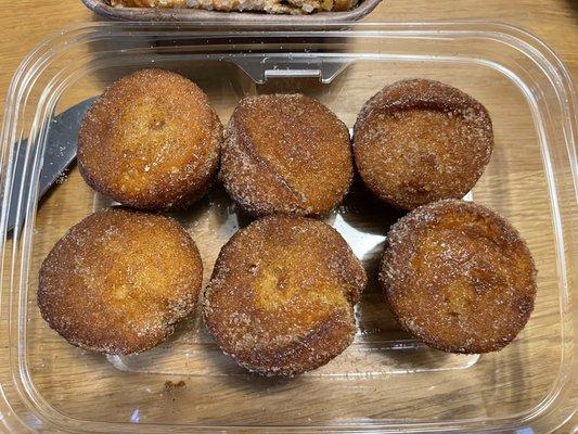 Apple cider donuts 4/5