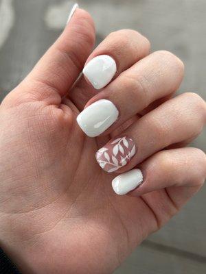 Acrylic white full set with a lovely design