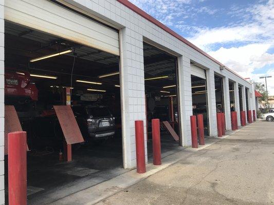 Exterior shop view of Martin Tire Company 12110 Montwood